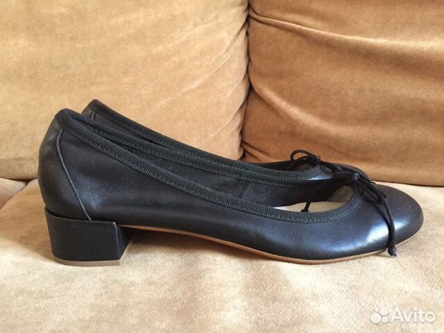 Новые кожаные туфли р. 39,5