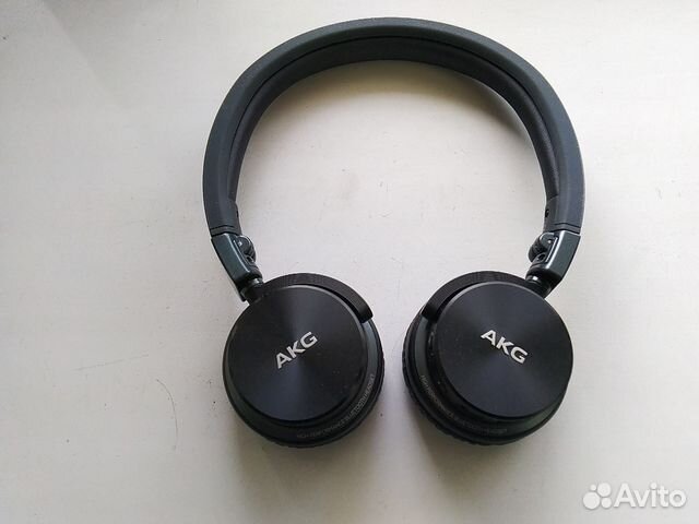 Bluetooth-наушники с микрофоном AKG Y45BT