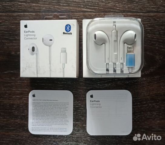 Наушники Apple EarPods (Lightning) для iPhone Наушники Apple EarPods (Lightning) для iPhone