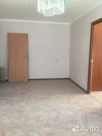 4-к квартира, 61 м², 1/5 эт.