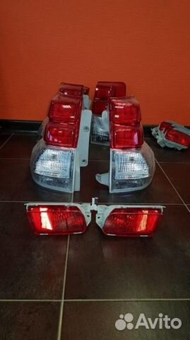 Фонарь Toyota Land Cruiser Prado 150 Фонарь Toyota Land Cruiser Prado 150