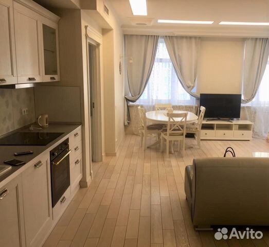 1-к квартира, 42 м², 2/9 эт. 1-к квартира, 42 м², 2/9 эт.
