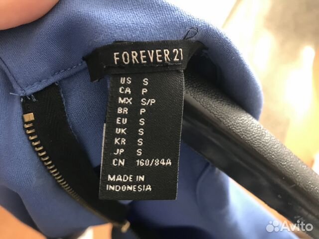 Forever 21 блузка без рукавов Forever 21 блузка без рукавов