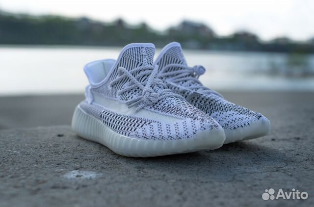 Кроссовки мужские Adidas yeezy 350 Кроссовки мужские Adidas yeezy 350