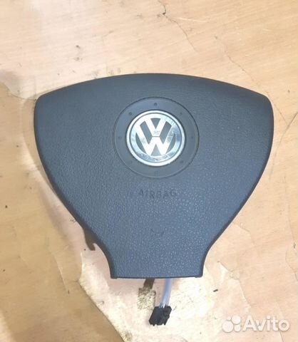Подушка безопасности в руль VW Passat (B6) 2005-2