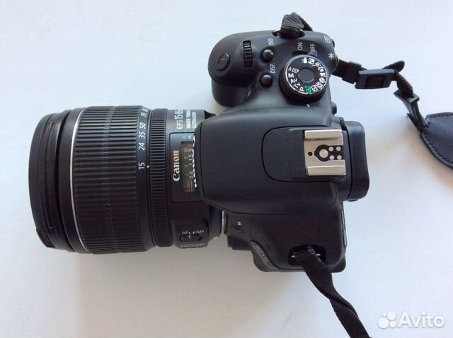 Зеркальная камера Canon EOS 600D kit 15-85 Зеркальная камера Canon EOS 600D kit 15-85