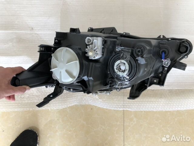 Фара правая (ксенон) на Toyota Camry V55 (оригинал Фара правая (ксенон) на Toyota Camry V55 (оригинал