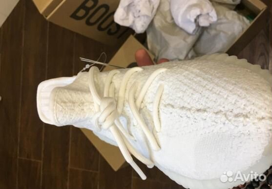 Кроссовки Adidas Yeezy Boost 350 V2 Triple White Кроссовки Adidas Yeezy Boost 350 V2 Triple White