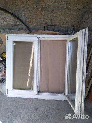 Окно деревянное со стеклопакетом