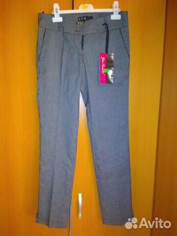 Брюки капри новые 26 размер Брюки капри новые 26 размер