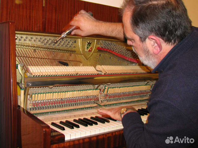 Пианино lirika. Настроено. Помогу перевезти
