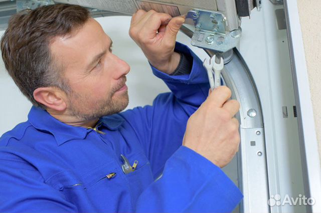 Ремонт гаражных секционных ворот