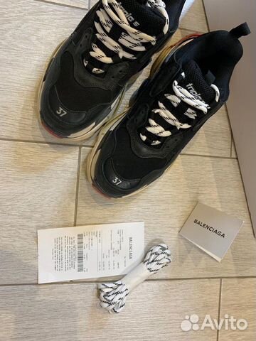 Кроссовки Balenciaga Triple S Кроссовки Balenciaga Triple S