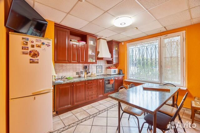 Комната 25 м² в 1-к, 1/11 эт. Комната 25 м² в 1-к, 1/11 эт.