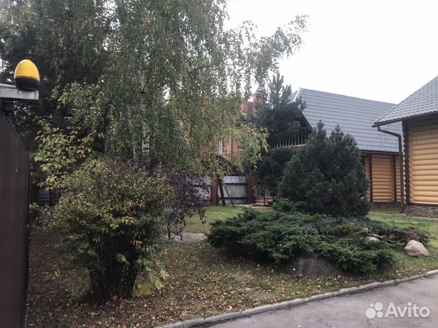 Дом 320 м² на участке 10 сот.