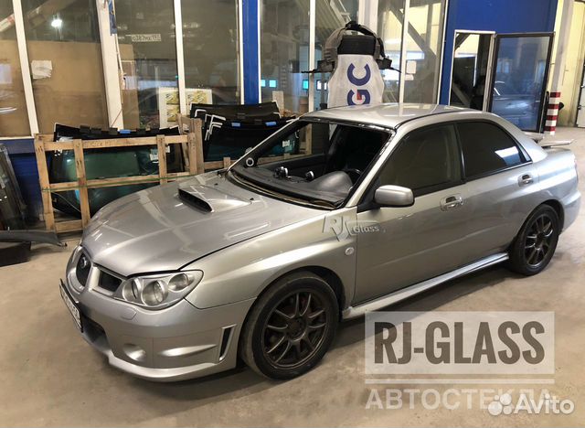 Лобовое стекло на Субару Импреза (00-07) Лобовое стекло на Субару Импреза (00-07)