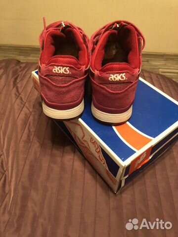 Кроссовки asics