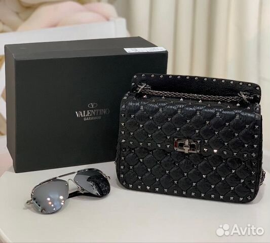Сумка Valentino Garavani Rockstud Spike medium Сумка Valentino Garavani Rockstud Spike medium