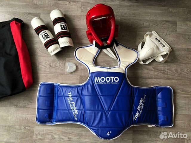 Защита для тхэквондо Mooto (полный комплект) Защита для тхэквондо Mooto (полный комплект)