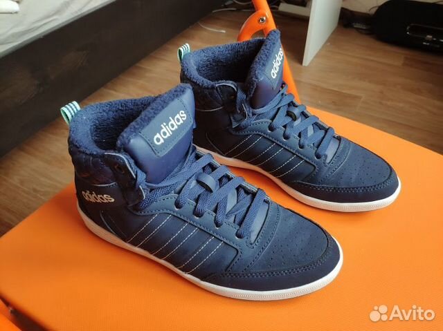 Утеплённые кроссовки adidas