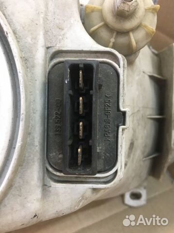 Фара левая VW Golf3 Hella Фара левая VW Golf3 Hella