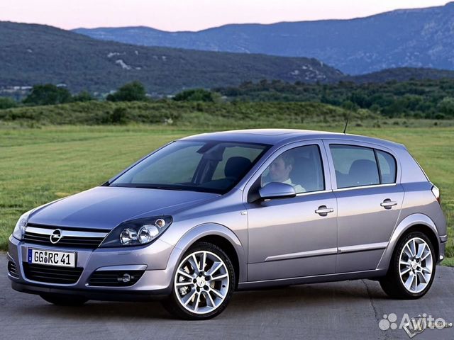 Лобовое стекло Opel Astra H 2004-2010 Лобовое стекло Opel Astra H 2004-2010