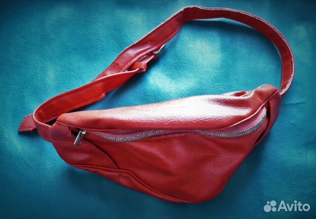 Красная поясная спортивная сумка СССР 70-х годов