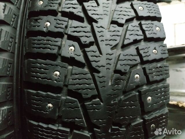 Шины зимние R17 225/60 2шт Maxxis Arctic Trekker Шины зимние R17 225/60 2шт Maxxis Arctic Trekker