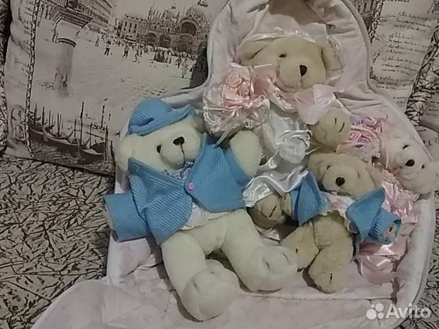 Мягкие игрушки Медведи в домике