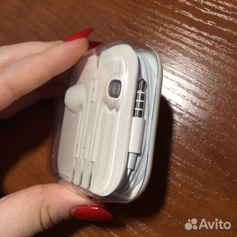 Наушники Apple EarPods Наушники Apple EarPods