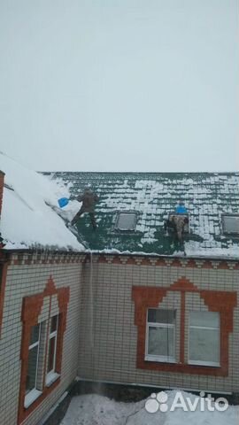 Уборка, очистка снега с крыш, сброс сосулек