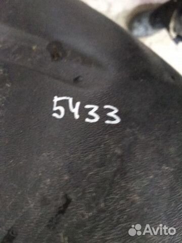 Подкрылок передний левый Ford Focus 2