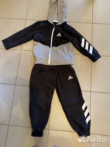 Спортивный костюм для мальчика adidas р-р 122 см Спортивный костюм для мальчика adidas р-р 122 см