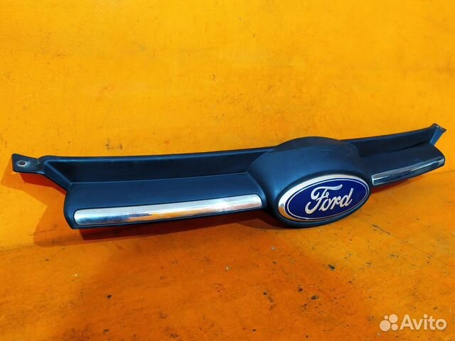 Решетка радиатора Ford Focus 3 2011-2015