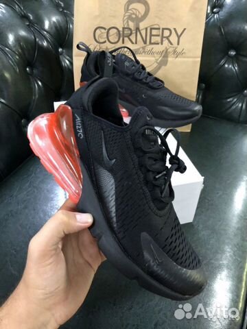 Кроссовки Nike c воздушной пяткой 270 Кроссовки Nike c воздушной пяткой 270