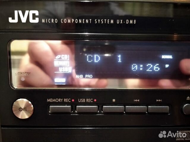 JVC UX-DM8 USB/AUX/iPhone/CD/mp3/WAV/FM радио JVC UX-DM8 USB/AUX/iPhone/CD/mp3/WAV/FM радио