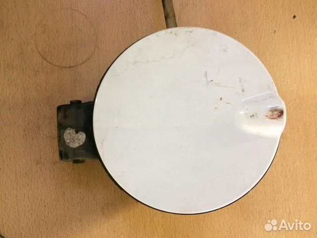 Лючок бензобака Skoda Fabia 2