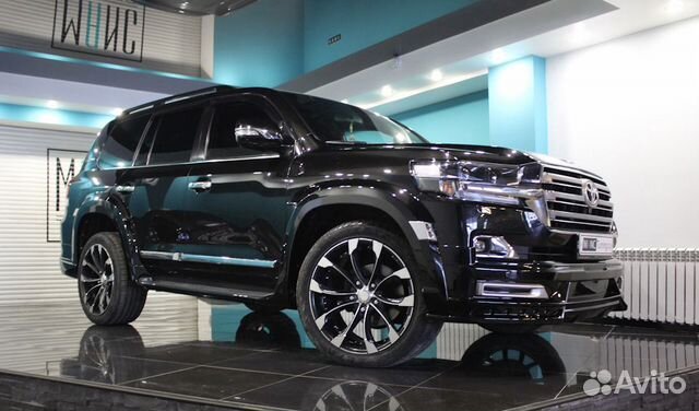 Комплект рестайлинга Wald для Land Cruiser 200
