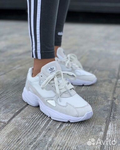 Кроссовки Adidas Falcon Кроссовки Adidas Falcon