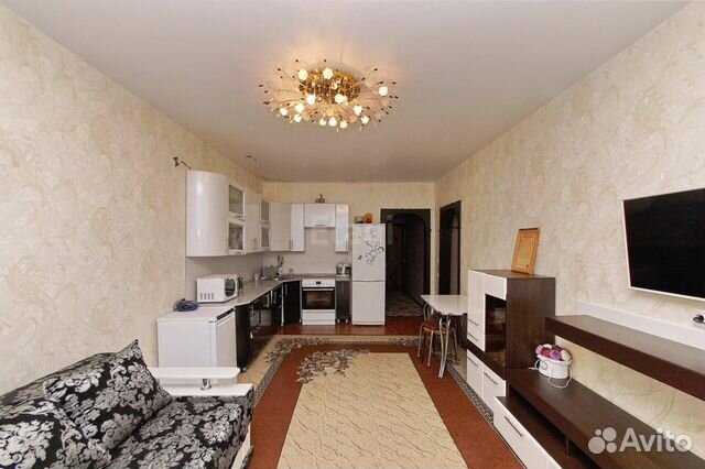 2-к квартира, 68 м², 8/17 эт.