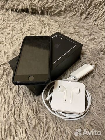 iPhone 7 Jet Black 32GB комплект, возможен торг iPhone 7 Jet Black 32GB комплект, возможен торг