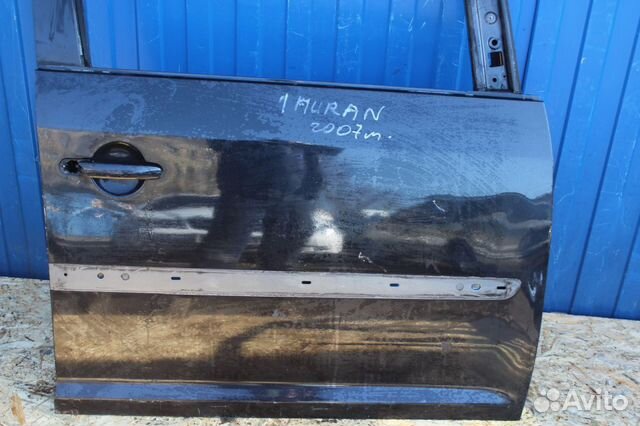 Дверь правая передняя Volkswagen Touran