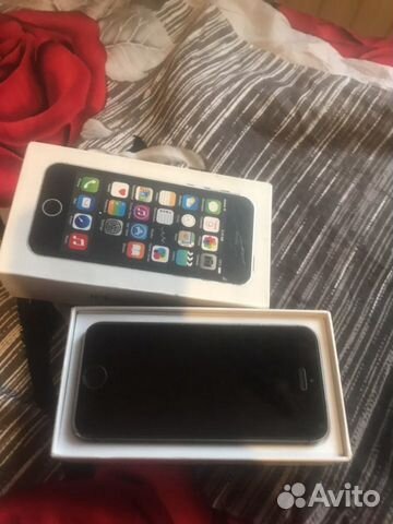 Телефон iPhone 5 s Телефон iPhone 5 s