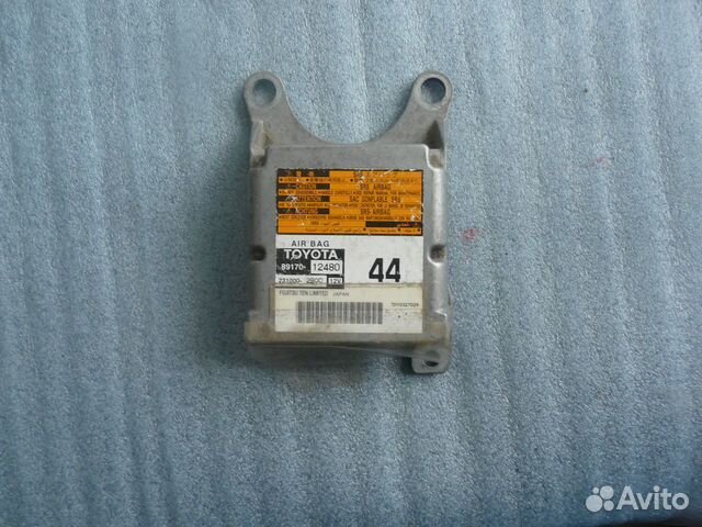 Блок управления AIR BAG Toyota Corolla 120 Блок управления AIR BAG Toyota Corolla 120
