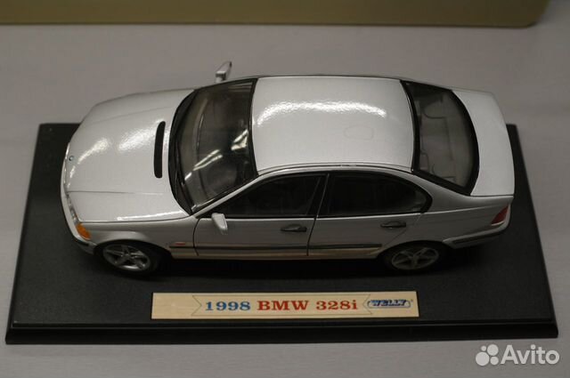 Модель автомобиля 1/18 BMW 328 1998 Модель автомобиля 1/18 BMW 328 1998
