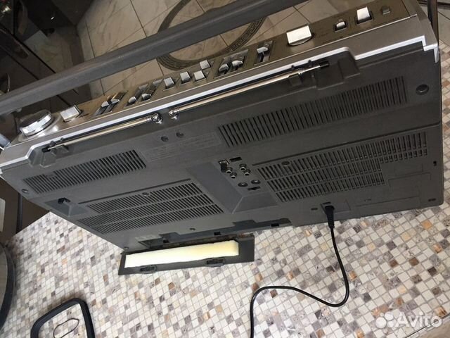 Магнитофон Hitachi TRK-8800