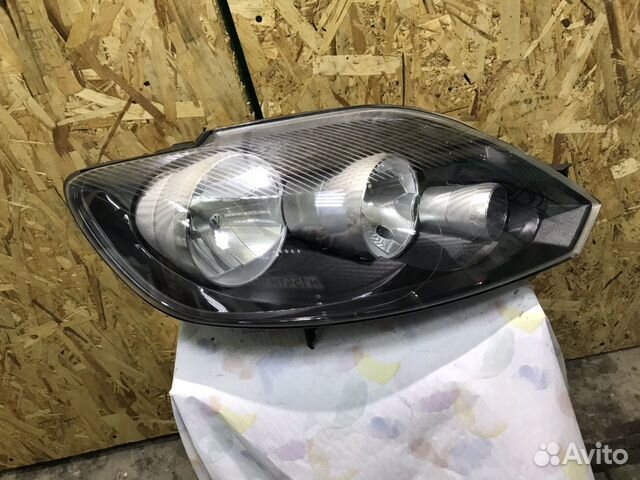 Фара правая Volkswagen Golf plus
