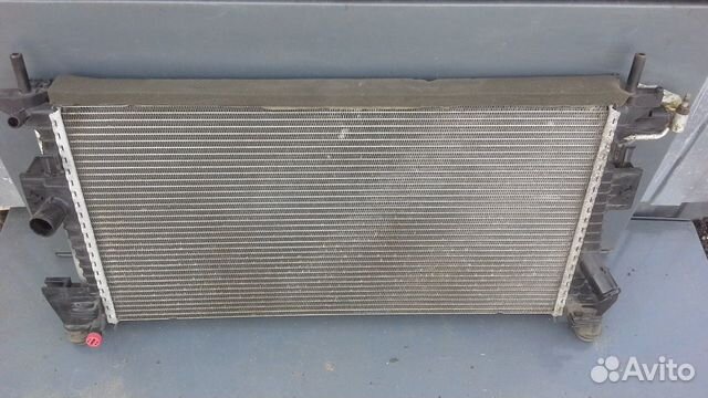 Радиатор охлаждения Ford Grand C Max 2012