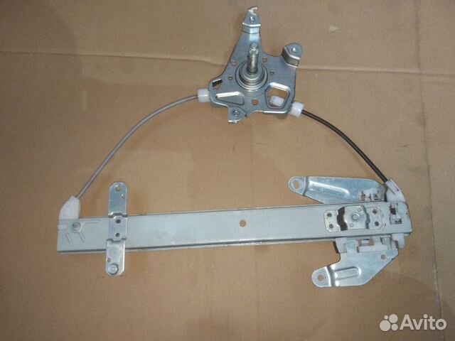 Механический стеклоподъёмник Nissan Almera G15