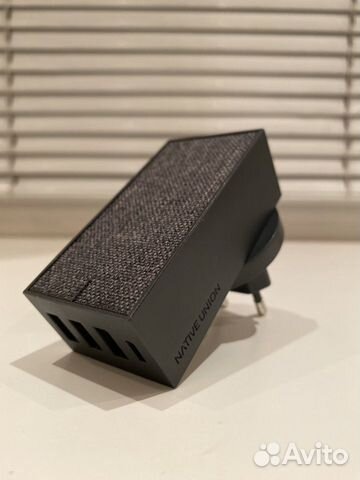 Зарядка Native Union Smart 4 Charger 5.4 A Зарядка Native Union Smart 4 Charger 5.4 A